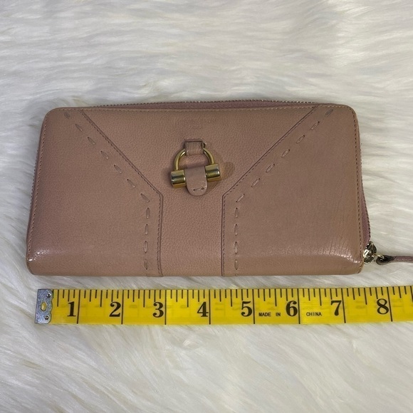 YVES SAINT LAURENT muse leather zip wallet in tan - Picture 15 of 16